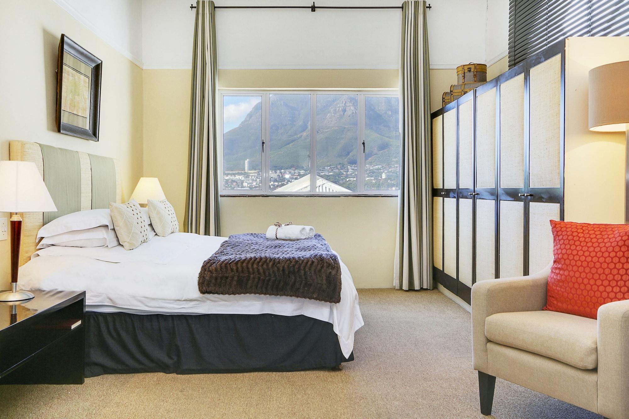 Liberty Lodge Guest House Cape Town Exterior foto