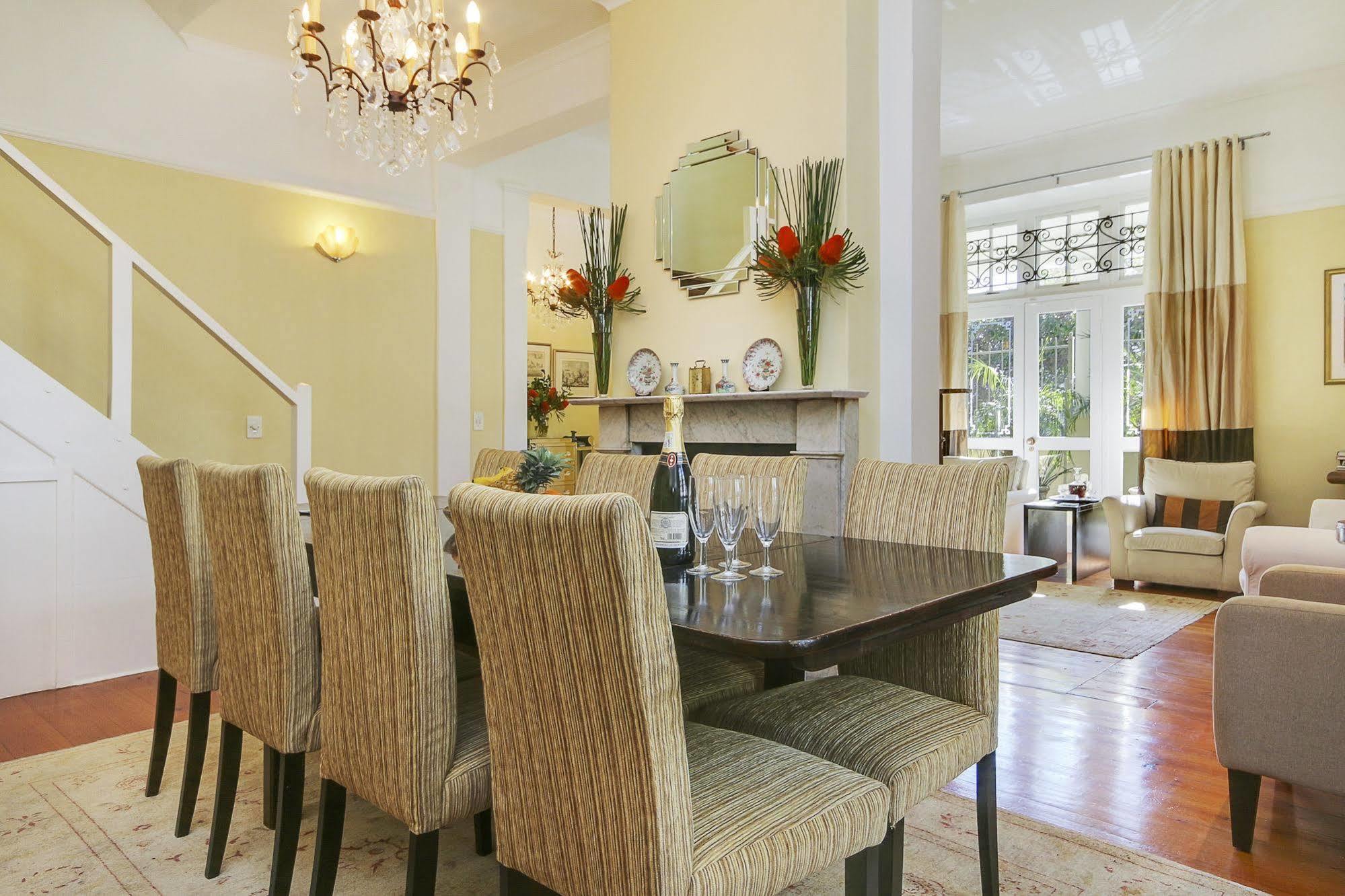 Liberty Lodge Guest House Cape Town Exterior foto