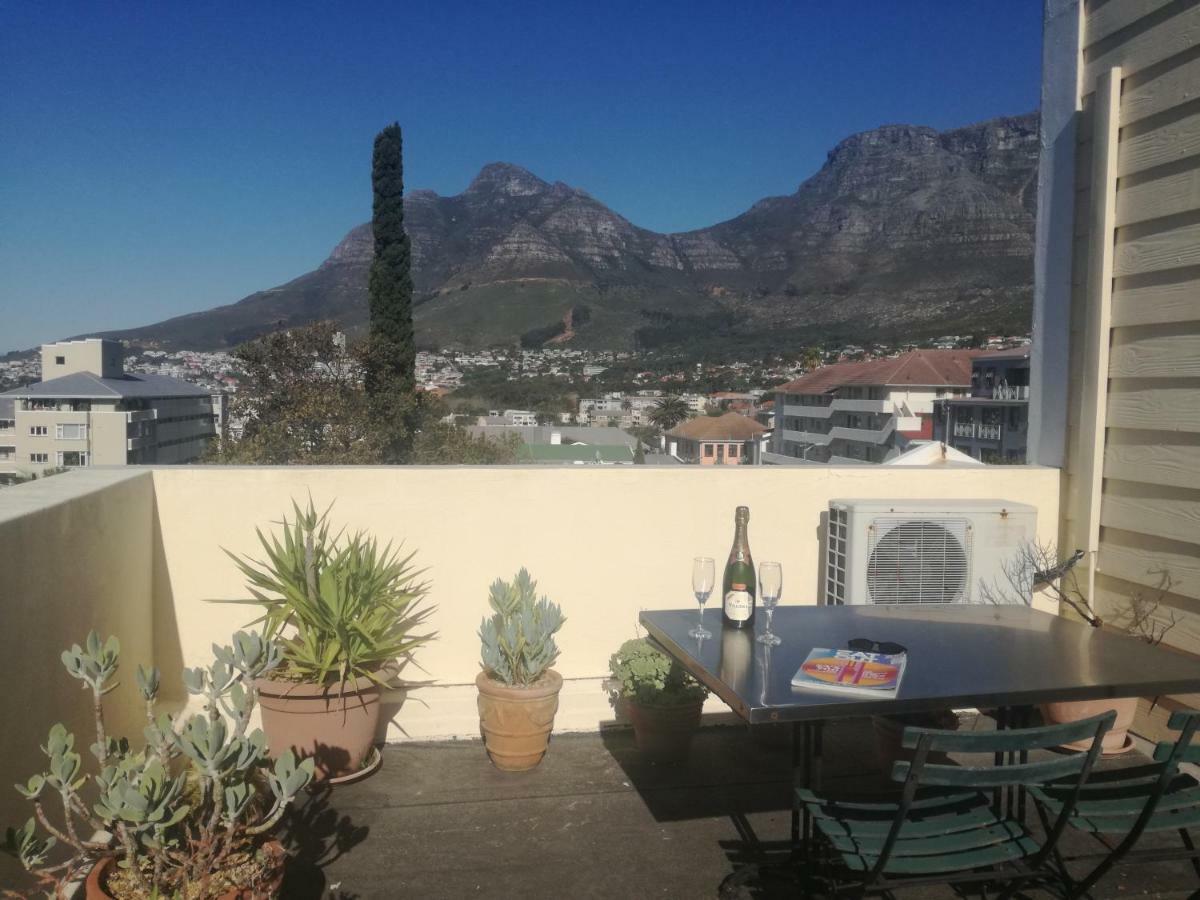 Liberty Lodge Guest House Cape Town Exterior foto